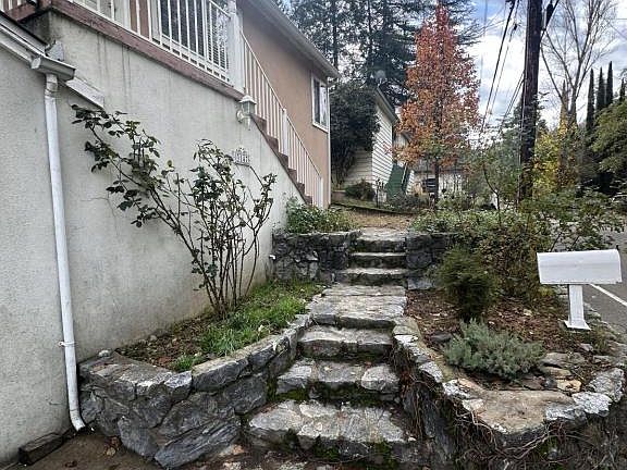 2nd image of 3147 Cedar Ravine Rd