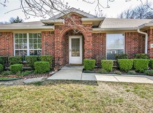 7614 N Point Dr, Rowlett, TX 75089