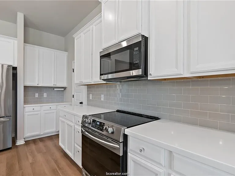 3429 Omaha Ct — Photo 9