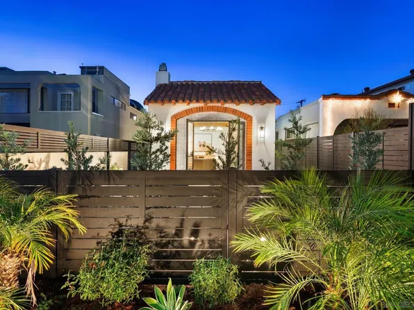 320 F Ave, Coronado, CA 92118