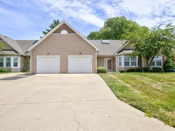 4313 S Milton Dr, Independence, MO 64055