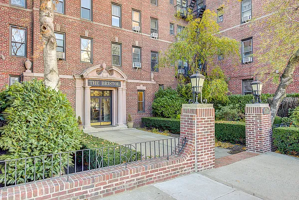 78-14 Austin Street #1C in Forest Hills, Queens | StreetEasy