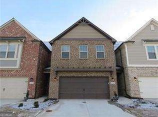 8265 Village Pl, Suwanee, GA 30024