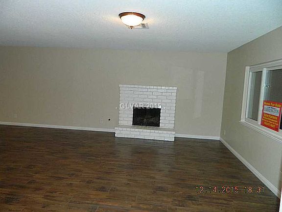 5th image of 622 Mosswood Dr
