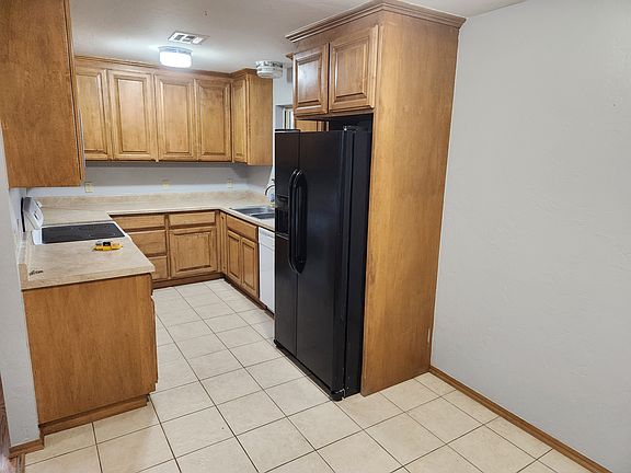 4th image of 1304 W McAlester Ave