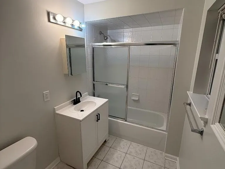 901 Stuyvesant Ave #110 — Photo 6