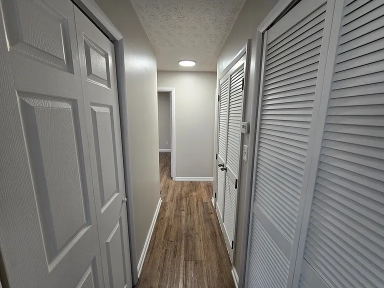 4333 Maplegrove Dr — Photo 8