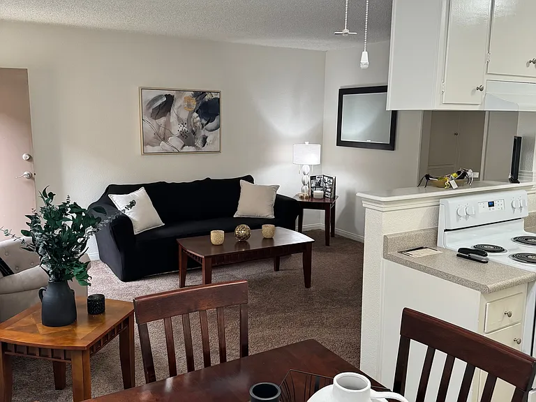 16251 Woodruff Ave — Photo 36