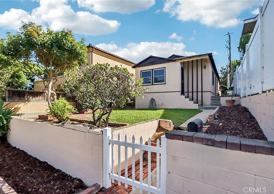 1st image of 532 Rosecrans Ave