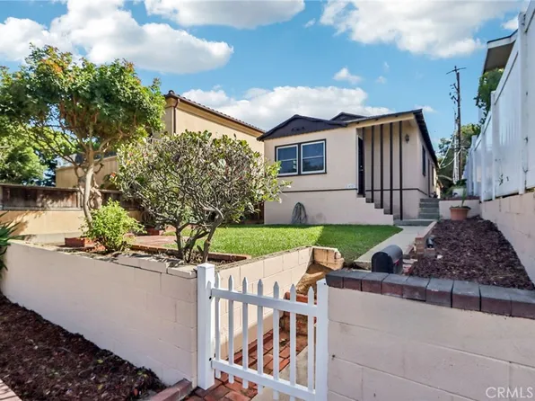 532 Rosecrans Ave, Manhattan Beach, CA 90266