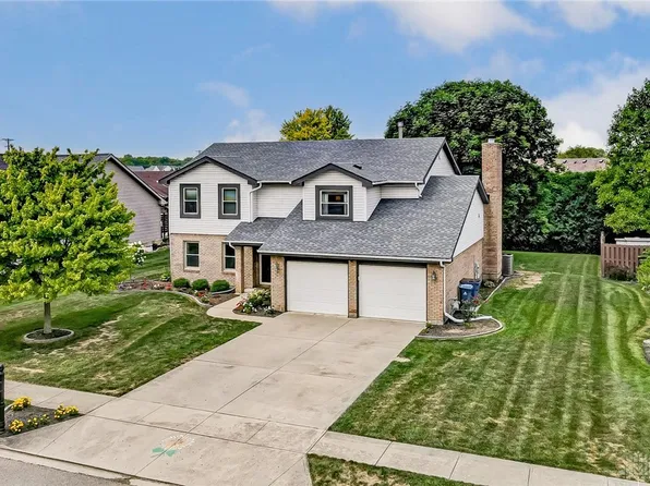 955 Winston Ln, Tipp City, OH 45371