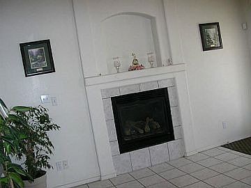 4th image of 413 Wisconsin Ct