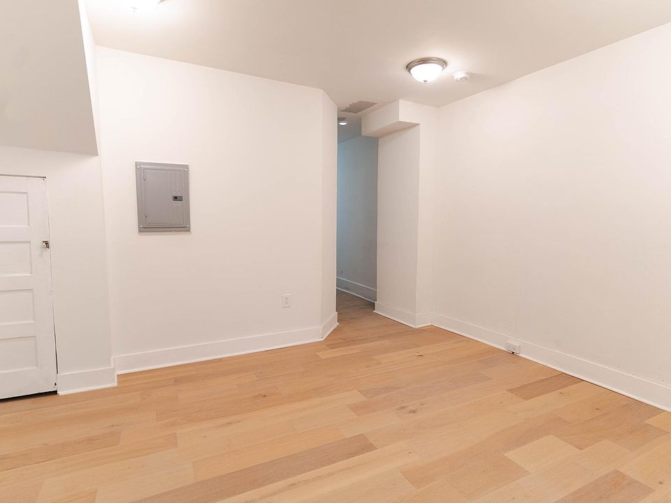 1st image of 6011 Lansdowne Ave Floor 1