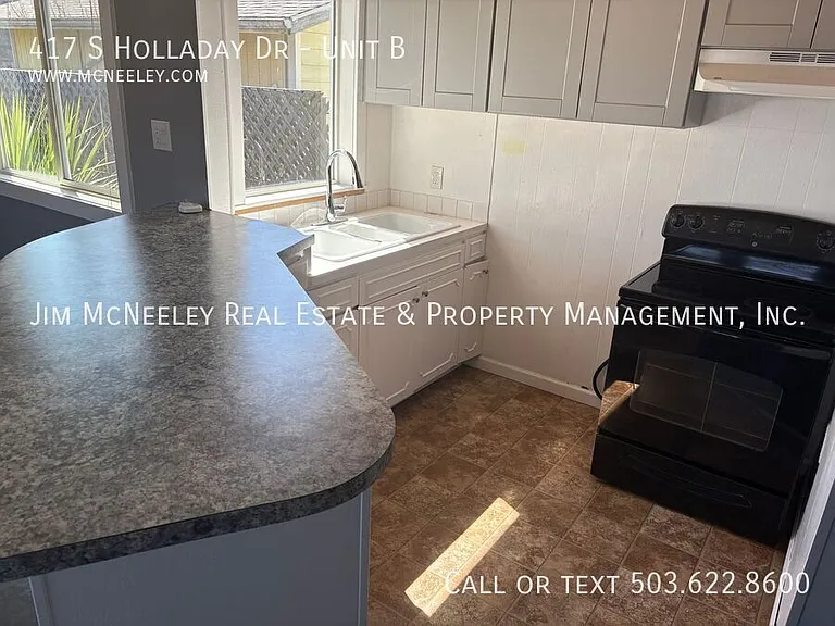 417 S Holladay Dr #B — Photo 9