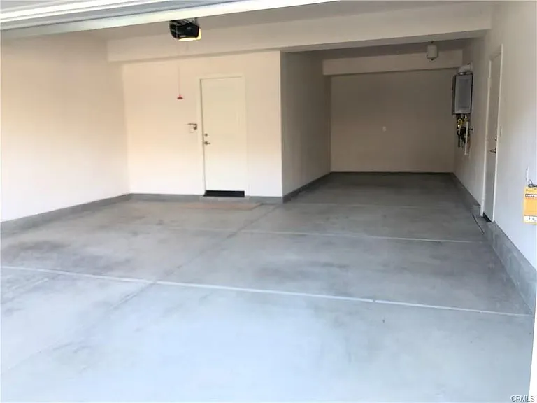 6998 Caledonia Way — Photo 7