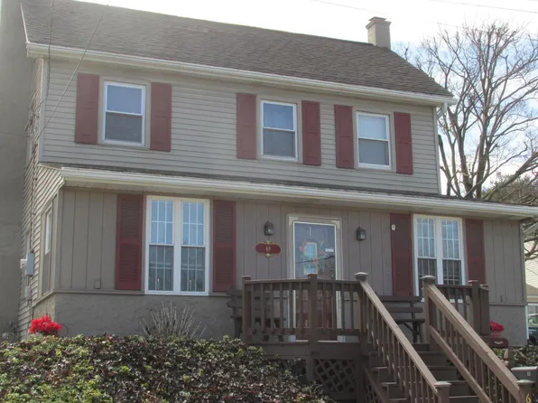 68 Germantown Ave, Christiana, PA 17509