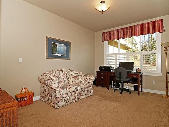 3rd image of 9926 146th Ave NE