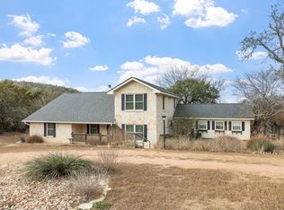 191 Campfire Cir, Fredericksburg, TX 78624