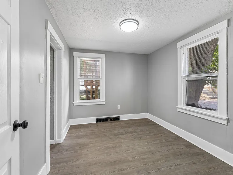 3814 S 24th St #2 — Photo 19