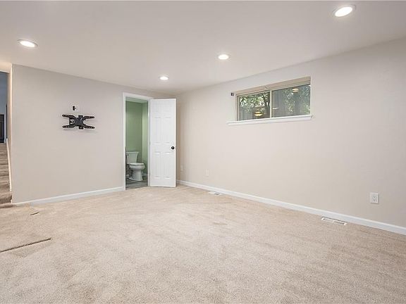 4th image of 2301 N Markwell Pl