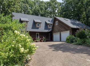 3251 E Charing Cross, Fayetteville, AR 72703