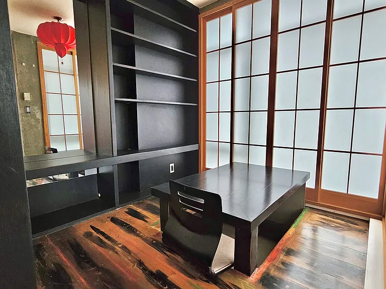 480 Robson St #906 — Photo 10