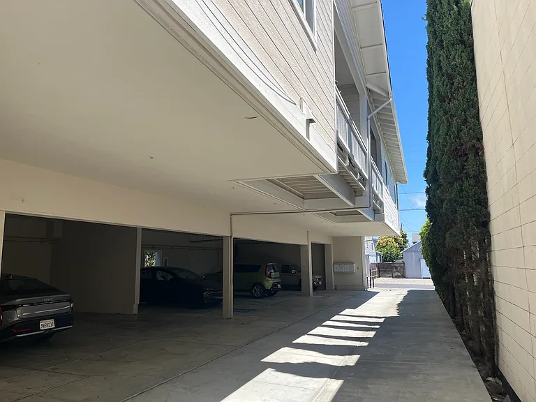 1240 Elmer St #A — Photo 20