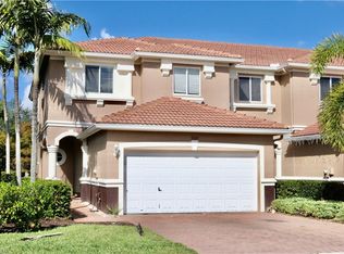 9526 Roundstone Cir, Fort Myers, FL 33967