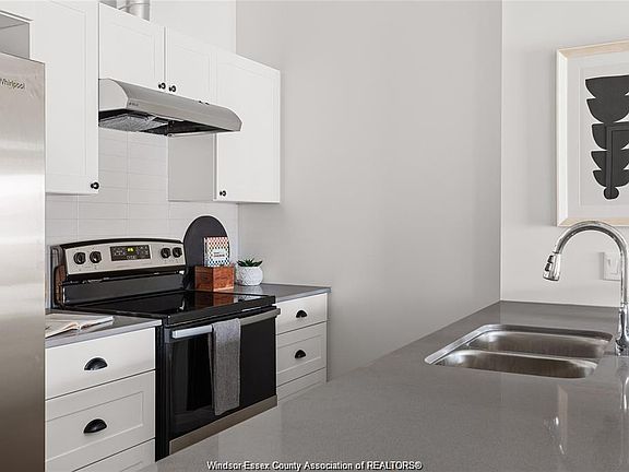 3rd image of 1370 Argyle Rd #227