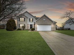 1933 Deerwalk Ct, Avon, IN 46123