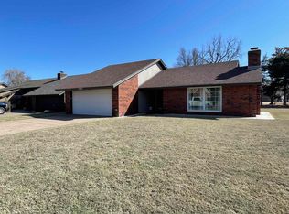 2059 Lantern Ln, Enid, OK 73703