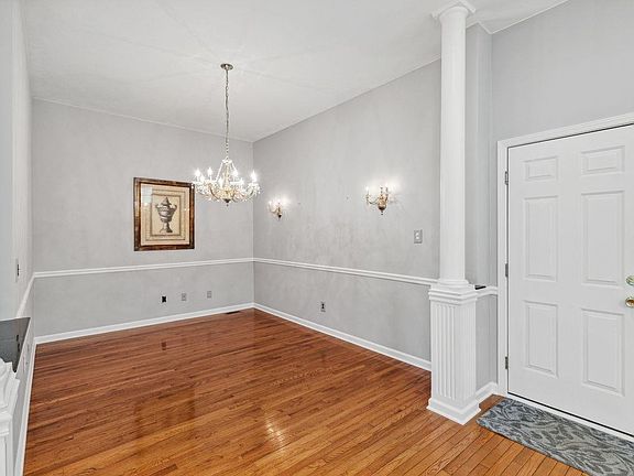 4th image of 857 Grand Cypress Ct