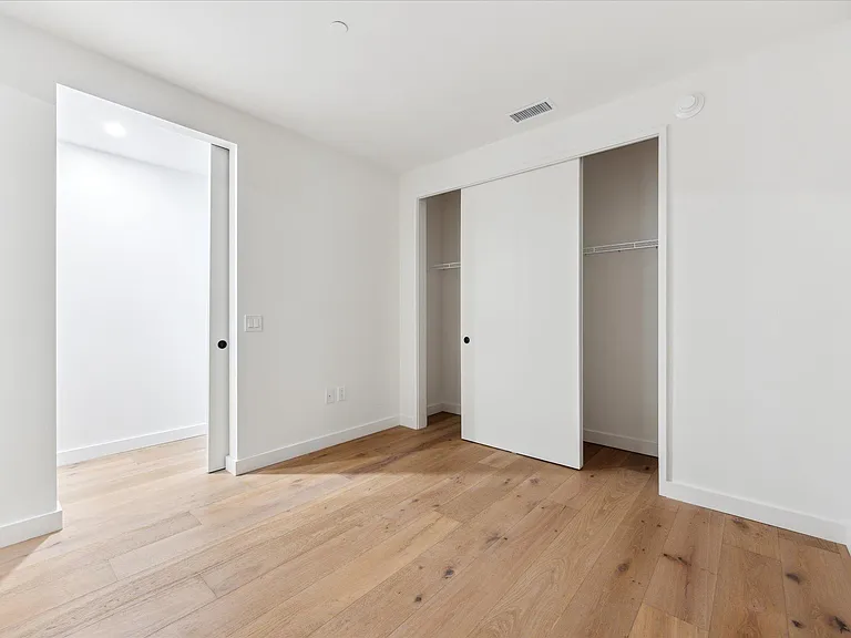 610 Davis St #2906 — Photo 12