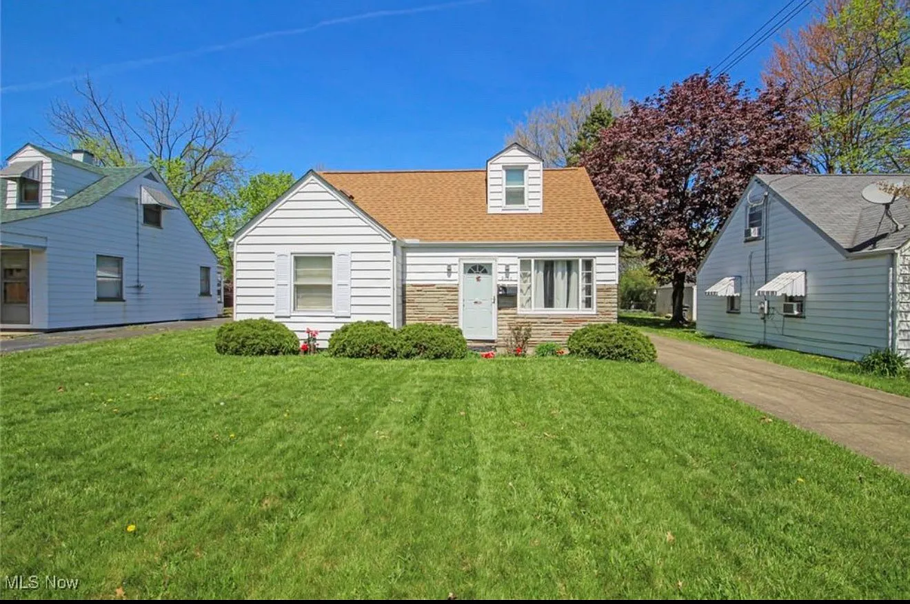 4 bed, 1160 sqft, $1,400 — Photo 1