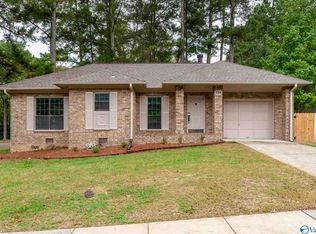 724 Mathis Dr SE, Huntsville, AL 35803