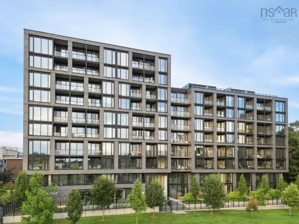 1048 Wellington St #406, Halifax, NS B3H 0C2