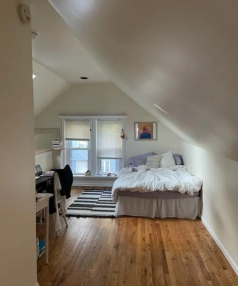 3-1021 W George St #3 — Photo 3