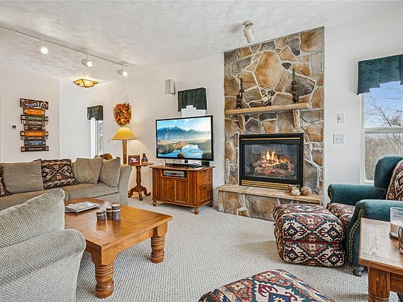 4th image of 9132 Aspen Dr