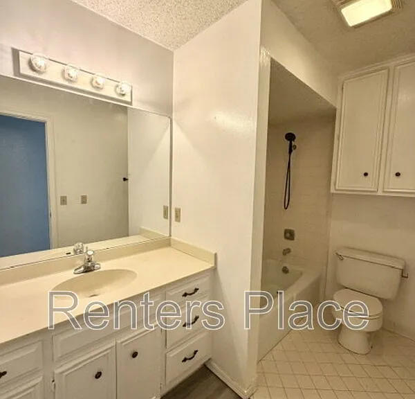 7324 S Canton Ave — Photo 12
