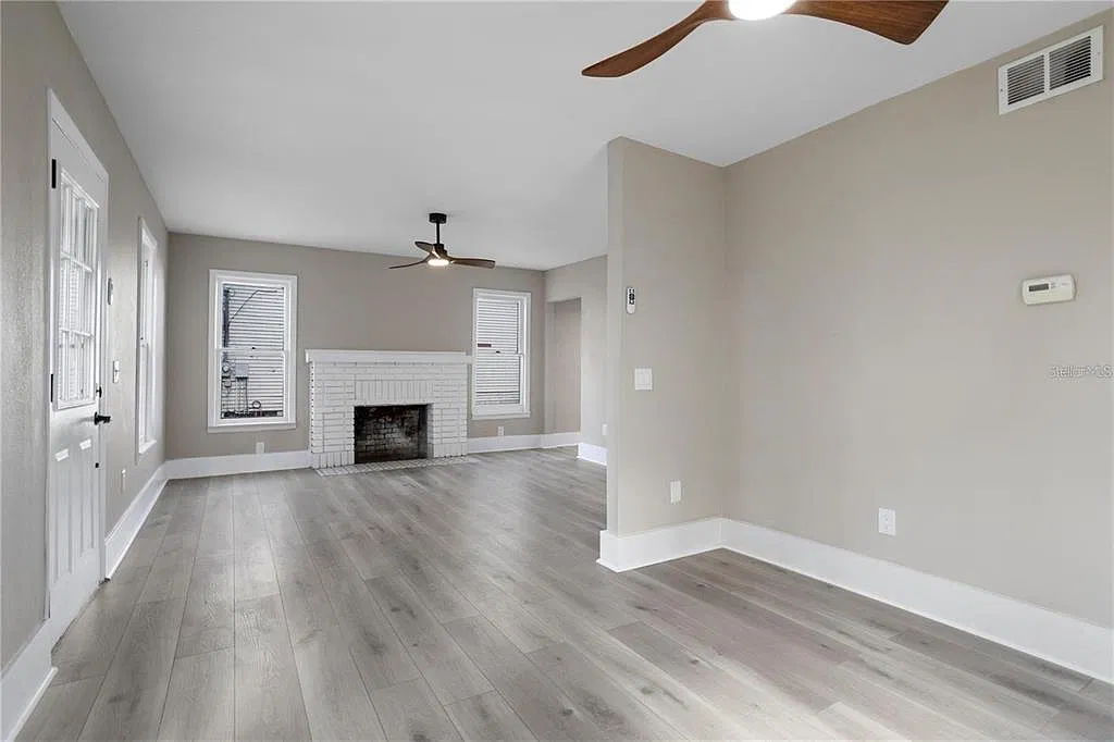 4 bed, 2.0 bath, 1482 sqft, $1,995 — Photo 3