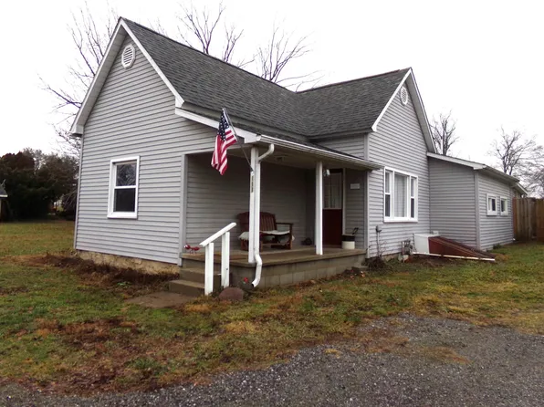 111 W Webster St, Ashley, IN 46705