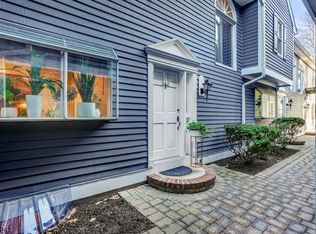 60 Countryside Dr #60, Basking Ridge, NJ 07920