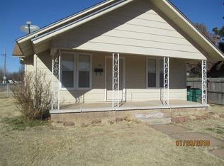 301 E Wyoming St, Walters, OK 73572