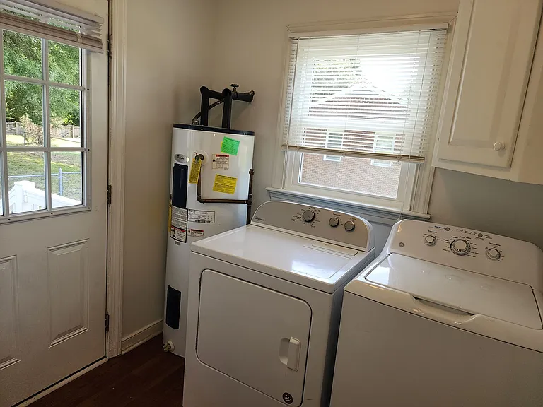 8402 McFaye Ave — Photo 22