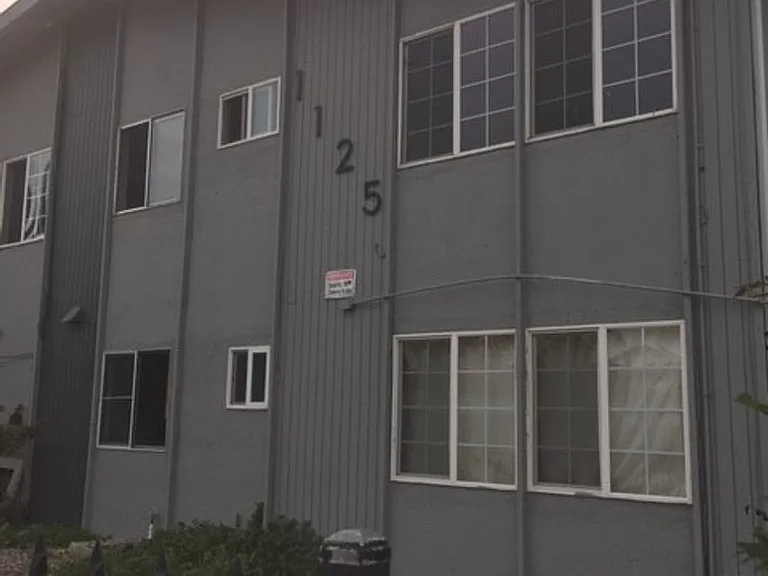 1125 Lacey Ln #4 — Photo 3