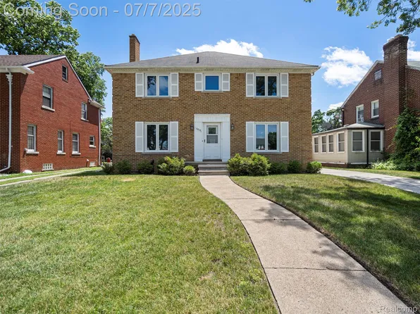 4619 W Outer Dr, Detroit, MI 48235