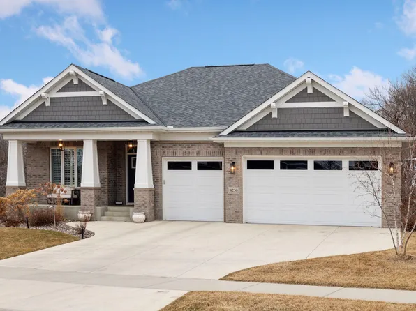 4250 Creekside Way, Excelsior, MN 55331