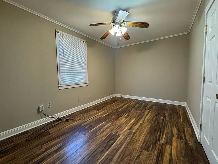 355 West Ave — Photo 17