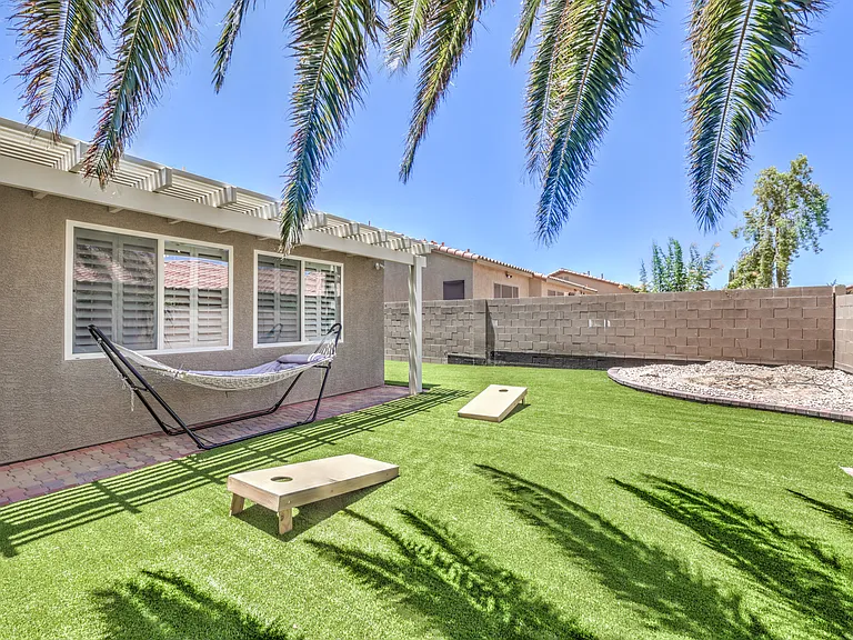 7166 Frontier Hills Ave — Photo 42