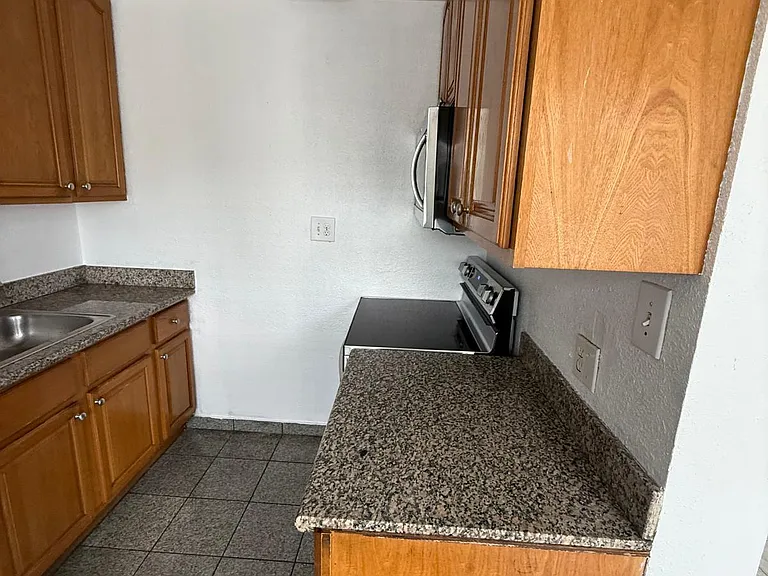 27043 Tyrrell Ave #3 — Photo 3